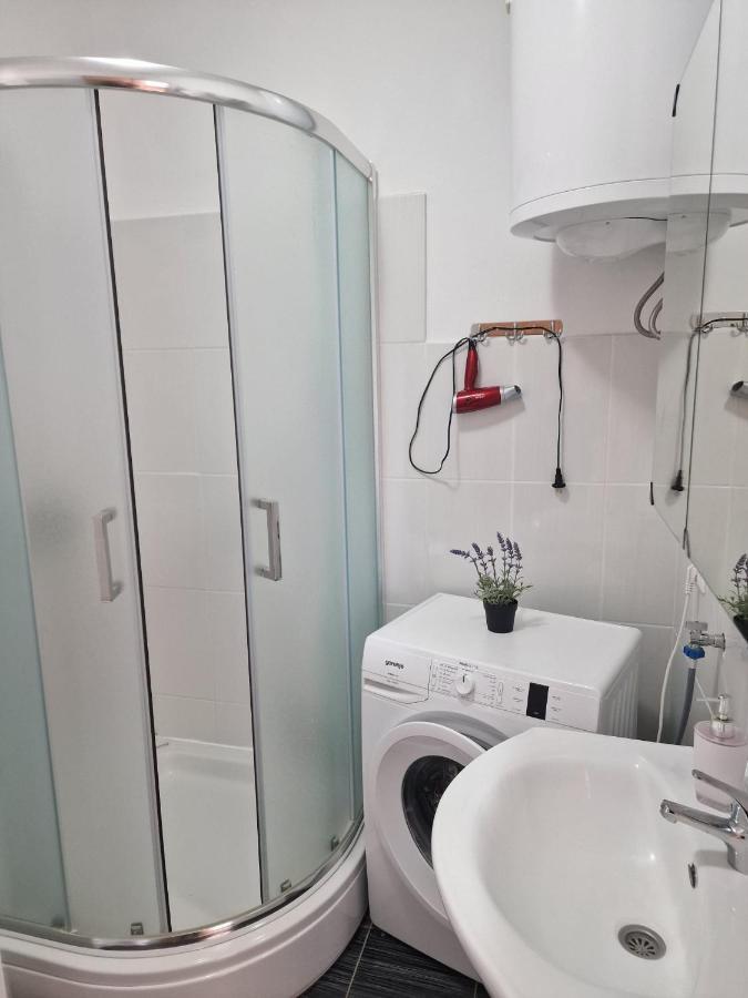 Apartmani Ivan Rtina Esterno foto
