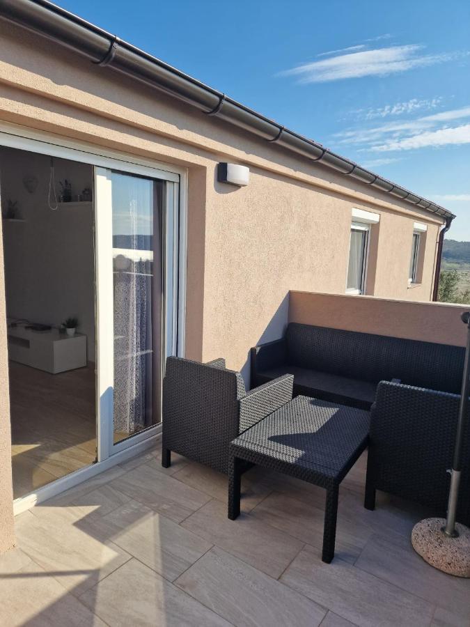 Apartmani Ivan Rtina Esterno foto