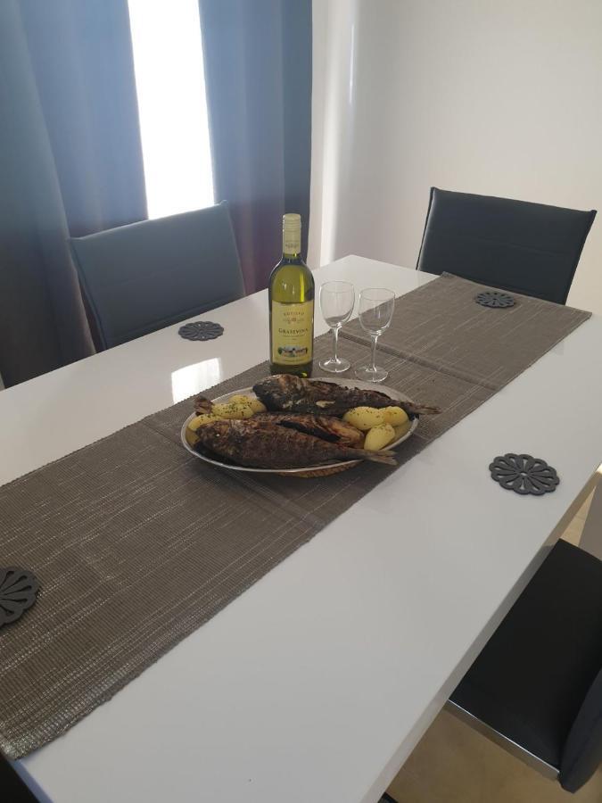 Apartmani Ivan Rtina Esterno foto