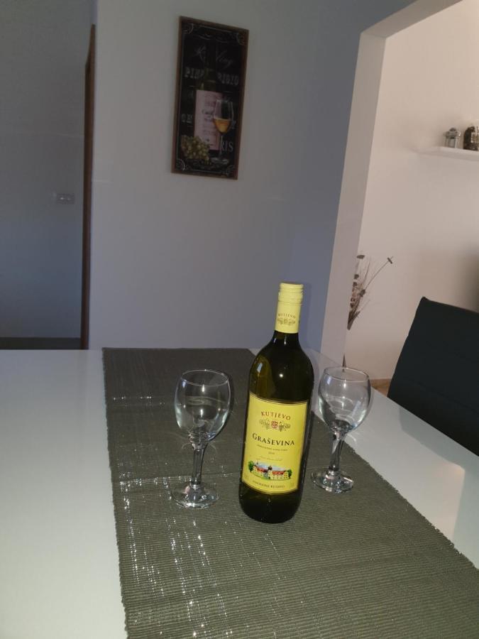 Apartmani Ivan Rtina Esterno foto