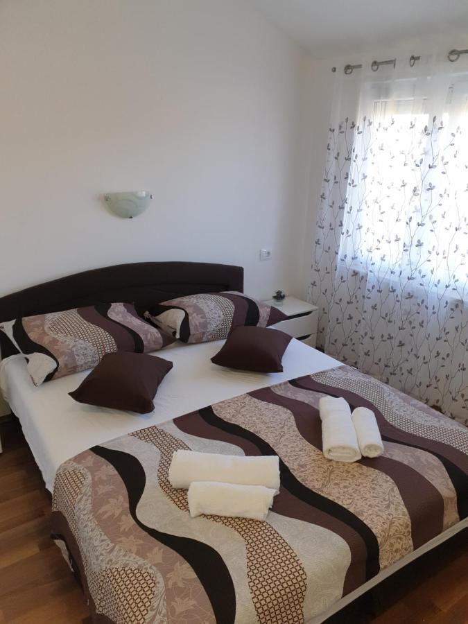 Apartmani Ivan Rtina Esterno foto